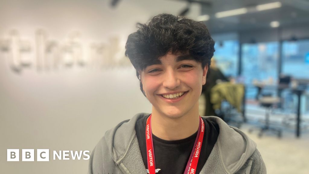 Businesses pledge 1,000 T-Level work placements