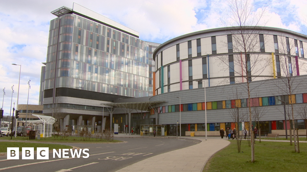 Glasgow Hospital Review Has Examined Water Contamination Bbc News
