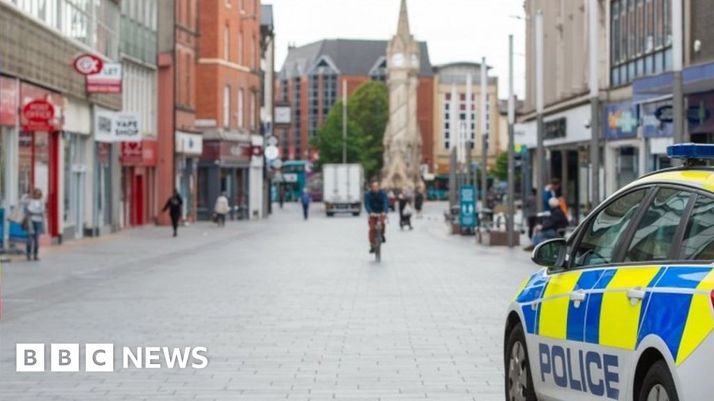 Leicester lockdown Parents and pupils upset at school closures BBC News