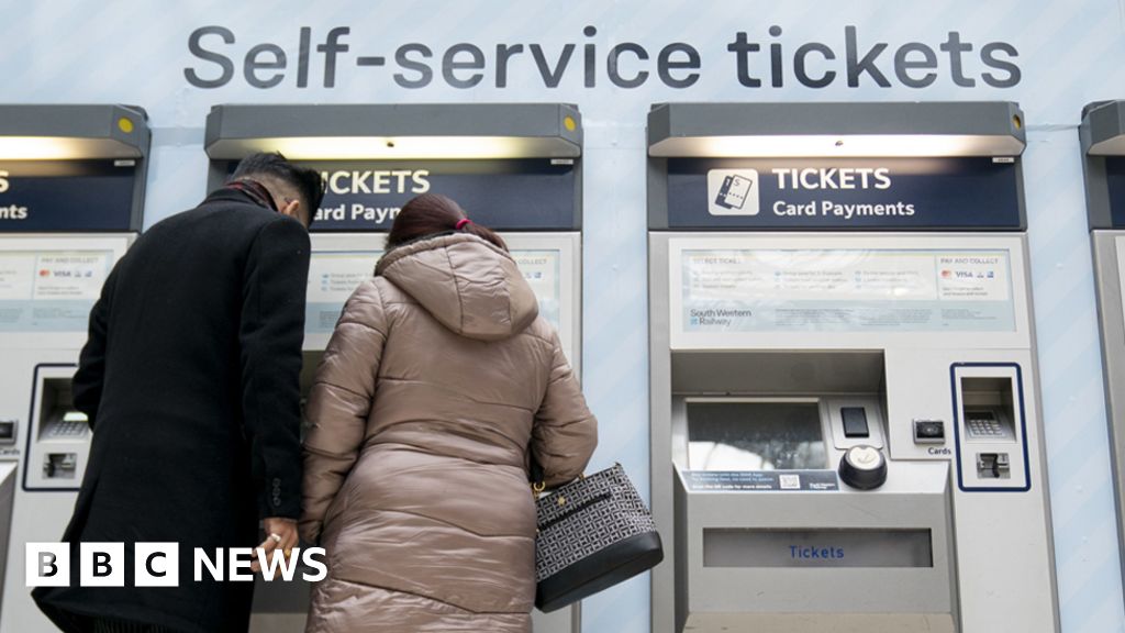 Automaty biletowe pobierają w Internecie podwójną cenę