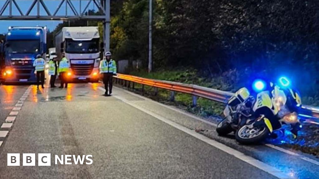 just-stop-oil-protests-airbags-saved-motorbike-officer-hurt-on-m25
