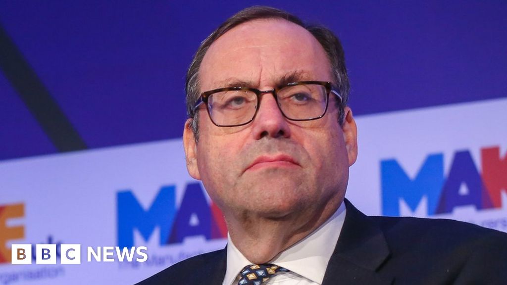 Ukrainian refugee minister Lord Harrington quits before PM change