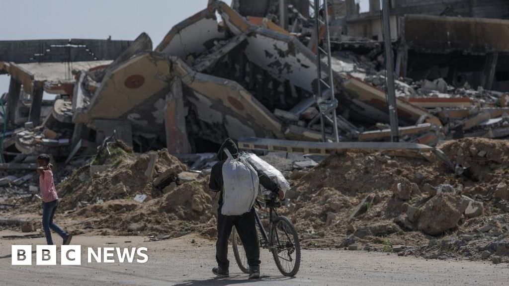 Рафа: ООН казва, че 80 000 са избягали от град Газа, докато израелските удари се засилват