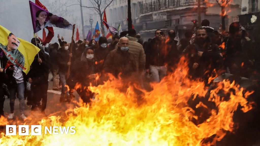 Paris shooting: Protests after deadly attack on Kurds