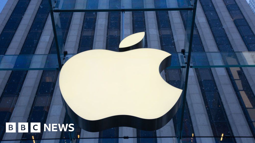 Apple employees make US labour watchdog complaints