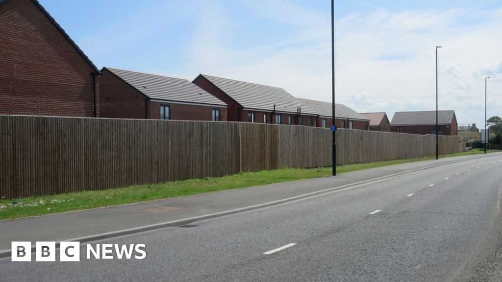 New UK housing 'dominated by roads'