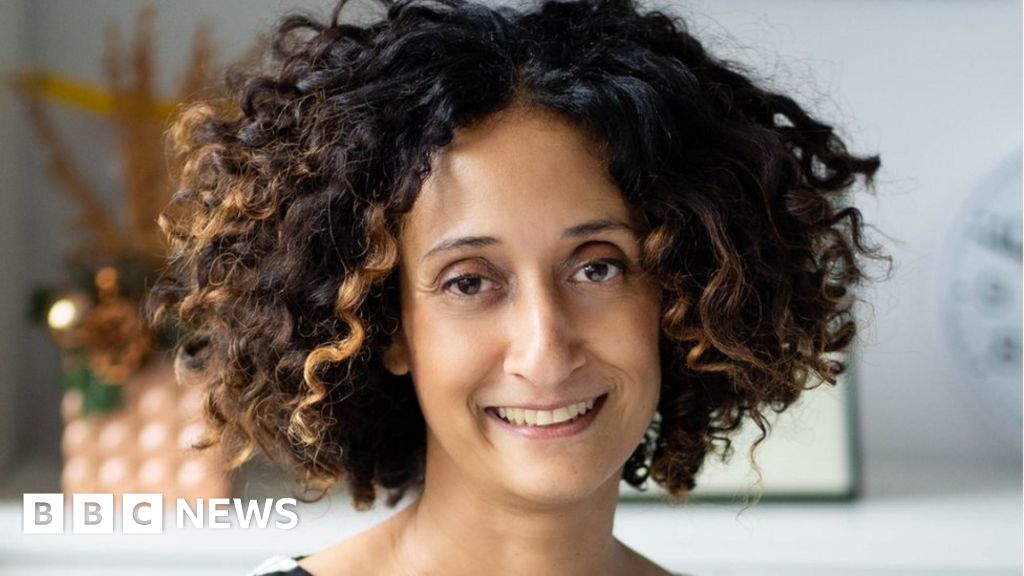 Katharine Birbalsingh: Head teacher quits as social mobility adviser