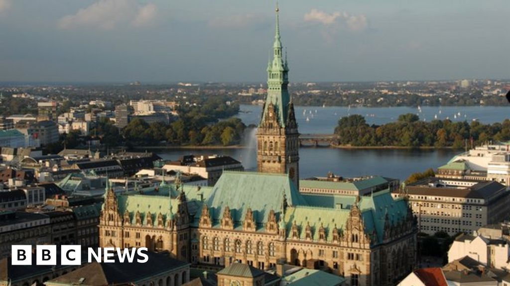 Living as a refugee in Hamburg, Germany - BBC News