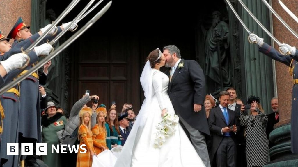 Lavish Russian wedding for Tsar's descendant