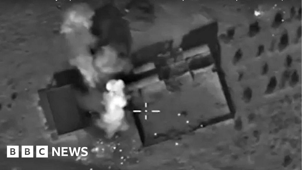 Syria Conflict Putin Defends Russias Air Strikes Bbc News