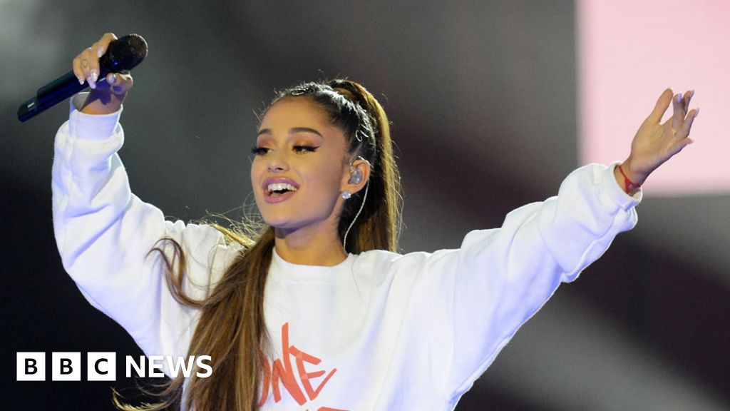 Ariana Grande tells fans 'Be kind to yourself'