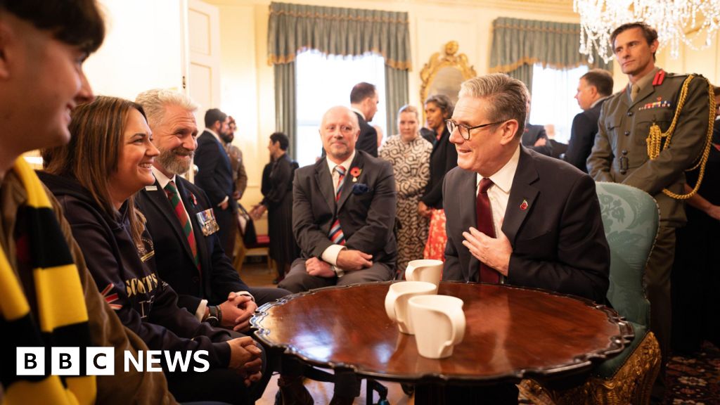 Starmer pledges £3.5m for veterans facing homelessness