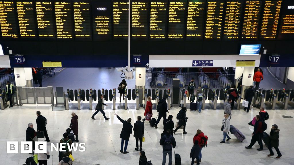 Rail delays: How to get your money back - BBC News