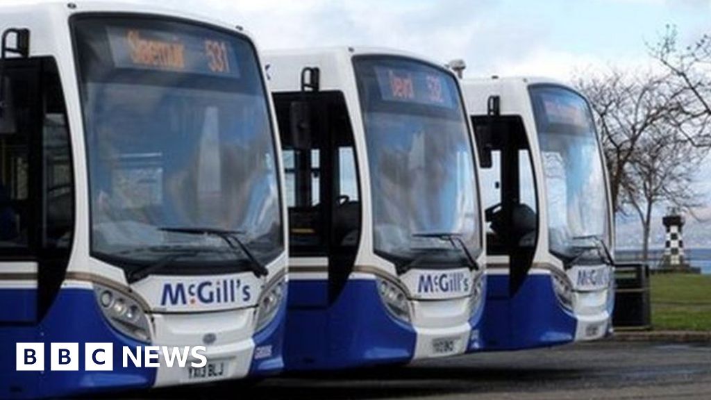 Covid: Call for distancing rules on buses to be eased