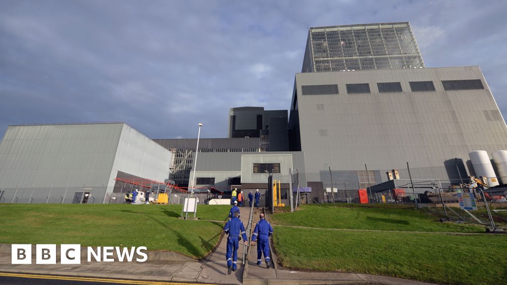 Hunterston B to close two years early after cracks found in reactor core thumbnail