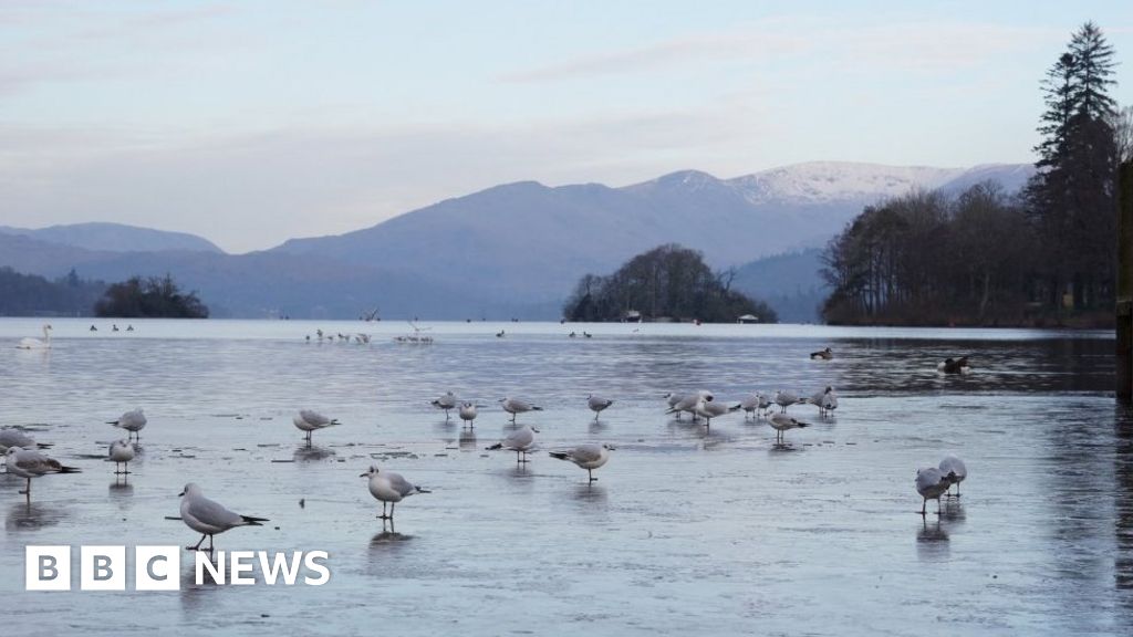 Windermere In The Lake District Freezes For The First Time Since 09 c News