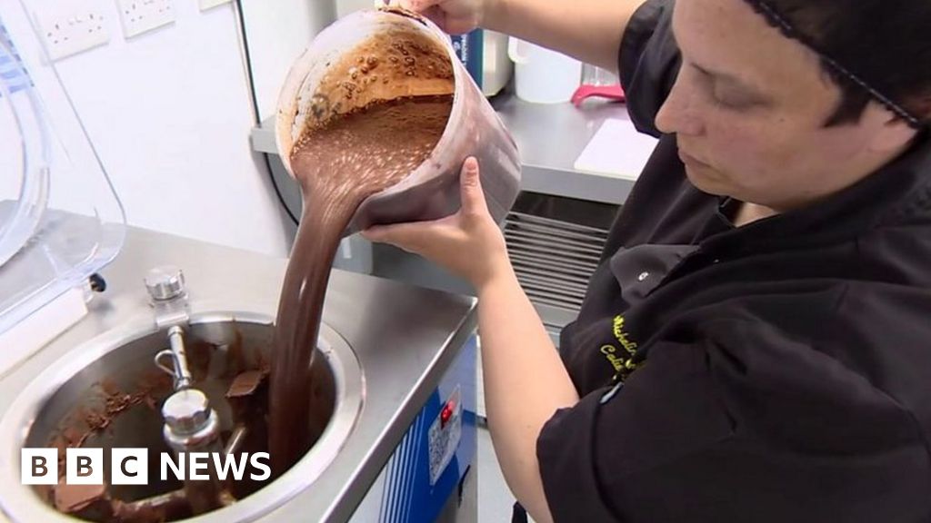 Kentish Town ice cream parlour wins best in the country award BBC News