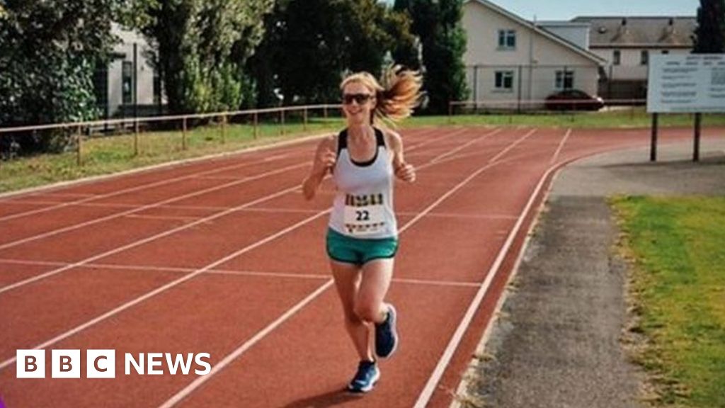 Jersey runner takes on marathon after tumour scare