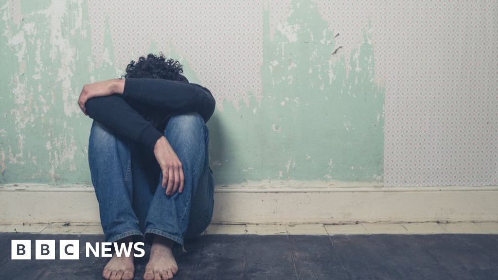 Suicide risk 'higher in community' BBC News