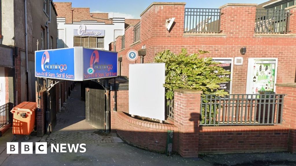 Blackpool Stabbing: Arrests After Man Attacked In Bar - BBC News