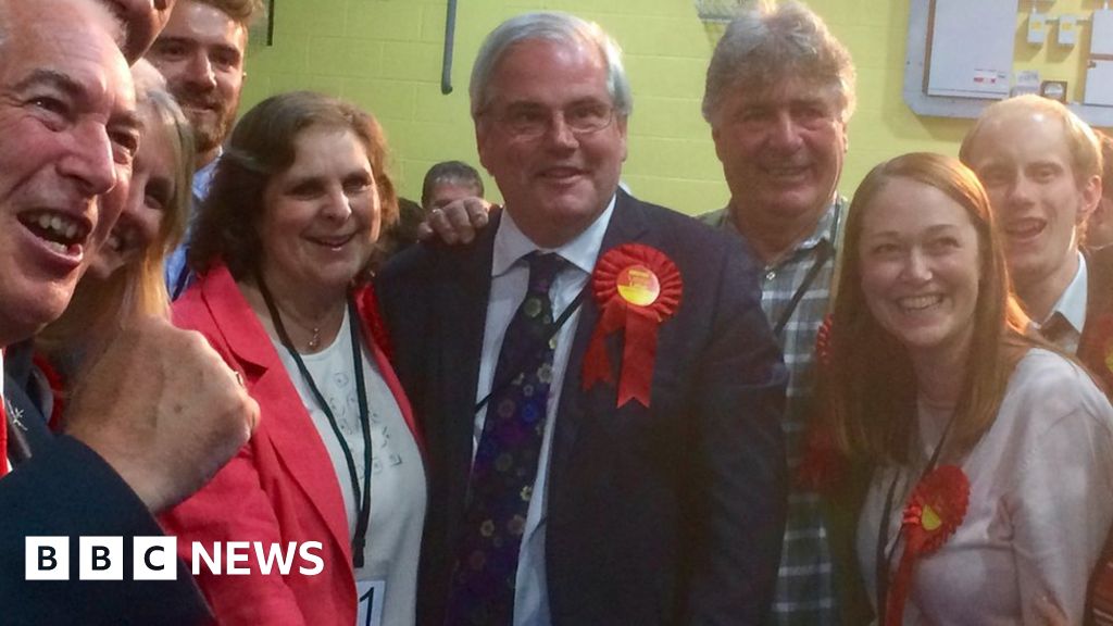 Labour's Chris Ruane takes Vale of Clwyd from Tories