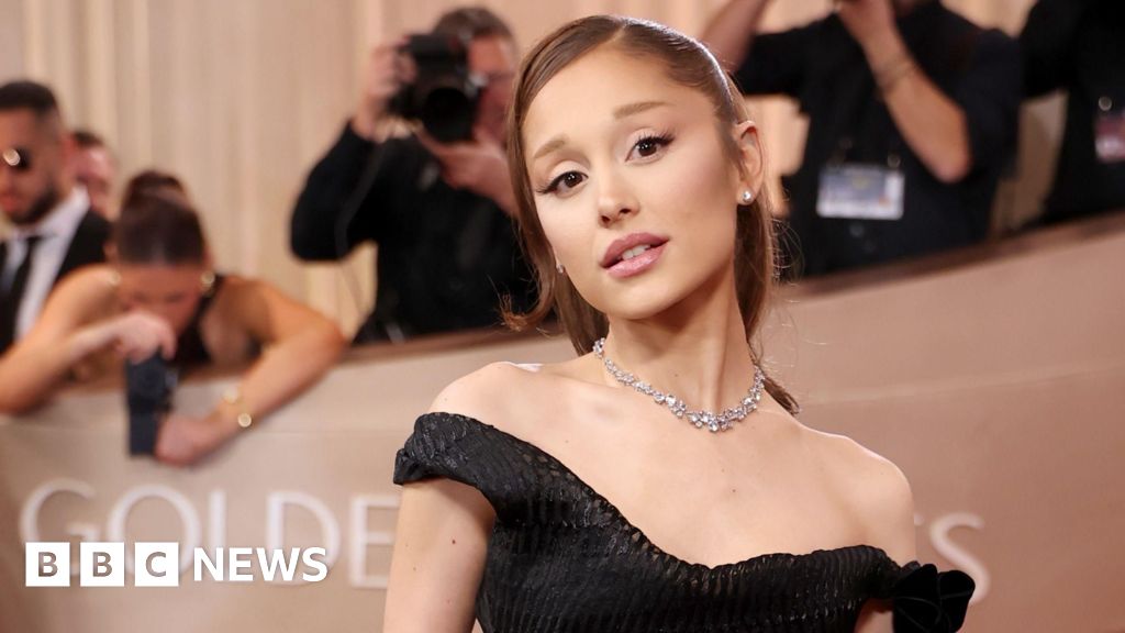 Star glamour on the Golden Globes red carpet