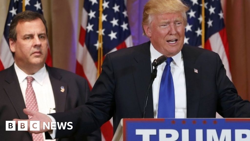 Us Elections 2016 Chris Christie Mocked At Trump Speech Bbc News 