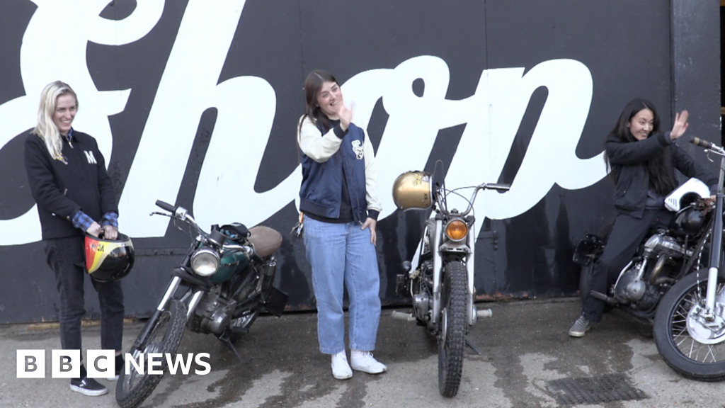 VC London Femaleonly group takes on extreme sports BBC News