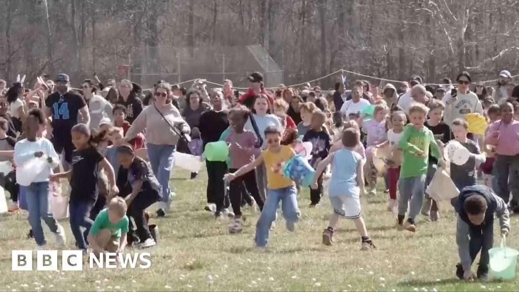 Watch: Marshmallows fall from the sky at annual Michigan Easter event