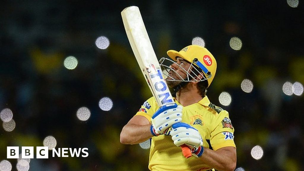 MS Dhoni gifts CSK jersey to Pakistani star pacer  Crictoday