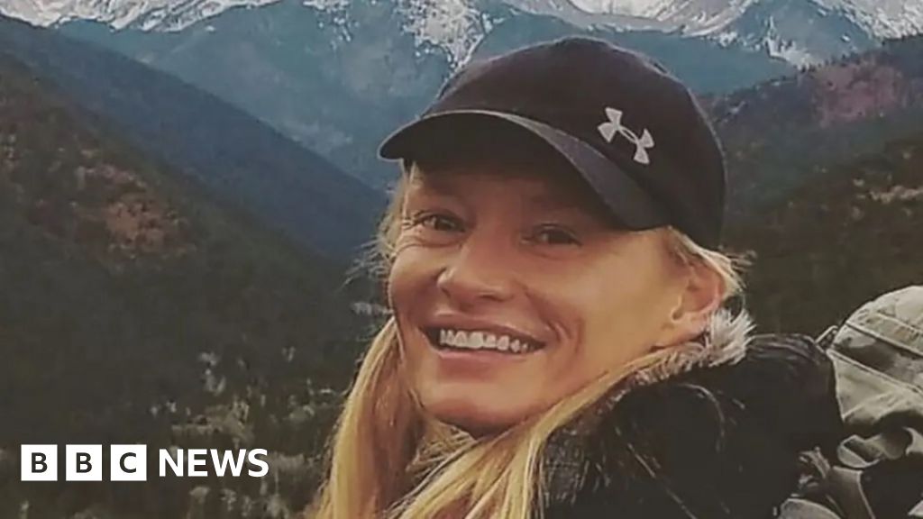 Kansas woman killed by grizzly bear was 'beautiful free spirit', says ...