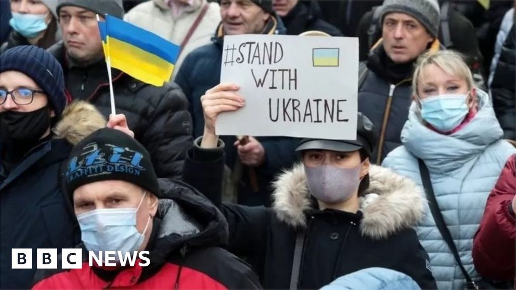 'This is our home': The Americans who refuse to leave Ukraine
