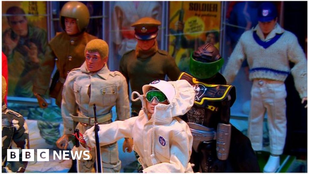 In Pictures: Action Man convention at Palitoy factory - BBC News