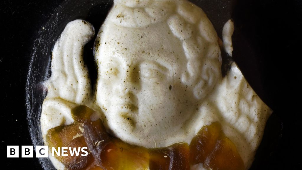 British Museum to put stolen items on show