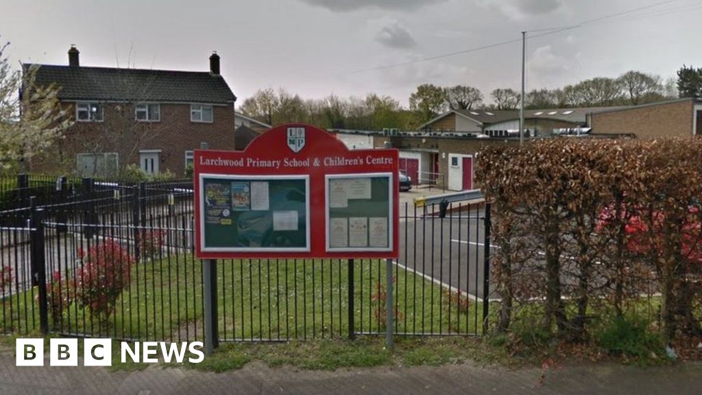 Covid-19 Omicron variant case linked to Brentwood primary school