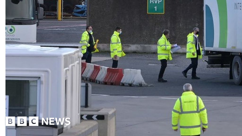 Serious EU intent to fix Northern Ireland border row, says Irish PM