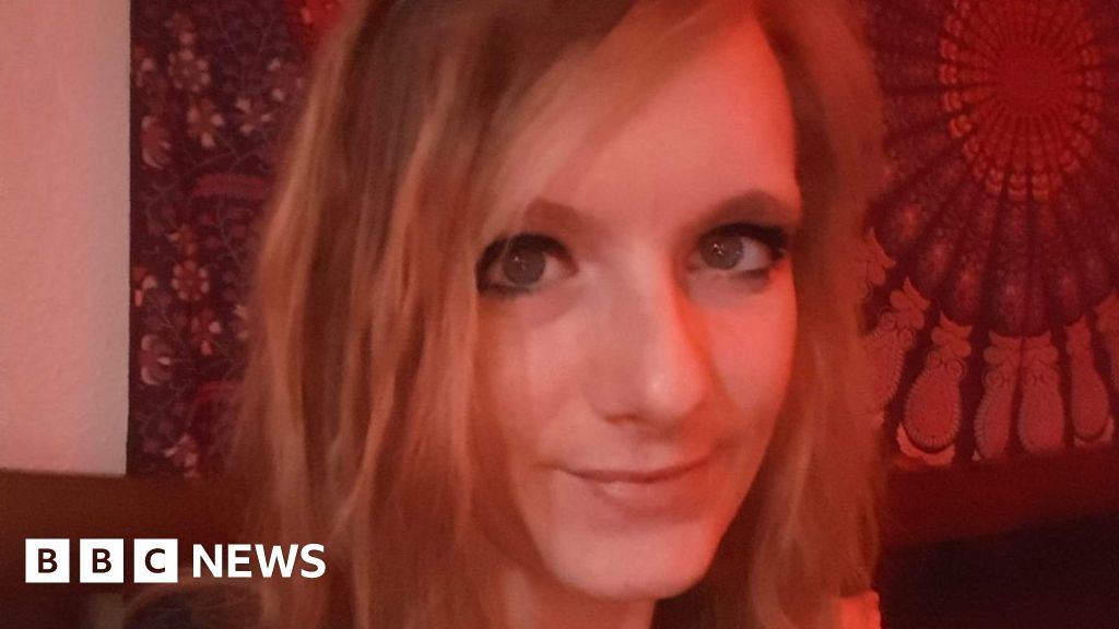 Sabrina Goacher Police Probe Death Of Woman Found In Woodland Bbc News 2117