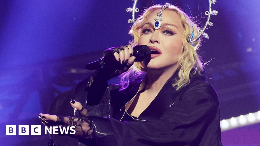 Madonna sued by fans in New York over late concert start time