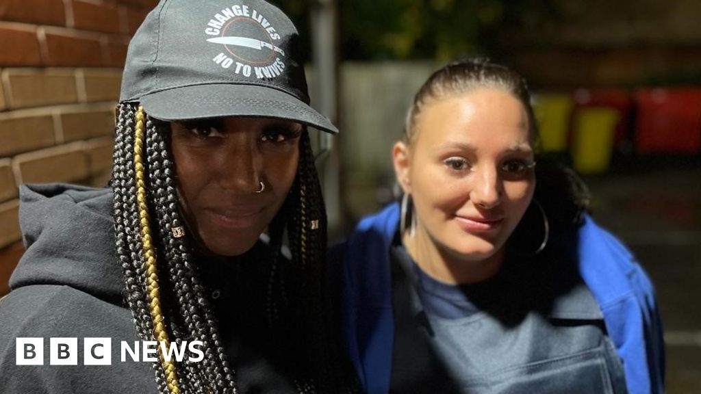 Pair helping to reduce Swindon knife crime as boy, 13, hands in blade