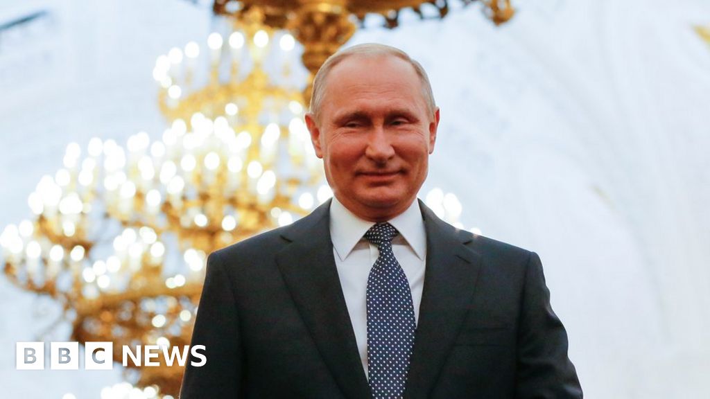 Путин находится у власти пятый срок, а Россия твердо контролирует ситуацию