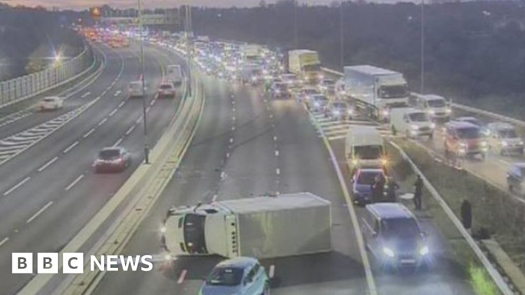 M4 Slough Motorway reopens after overturned van cleared BBC News