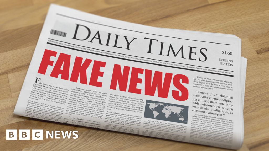 Schools should teach pupils how to spot 'fake news' - BBC News
