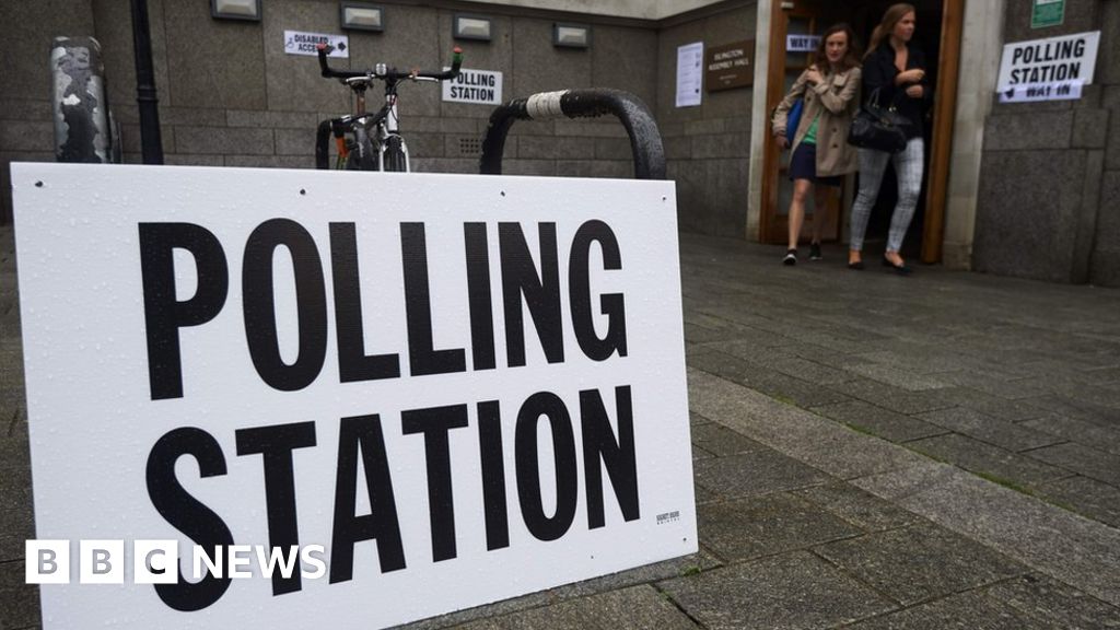 Voting nears end in UK referendum on EU BBC News