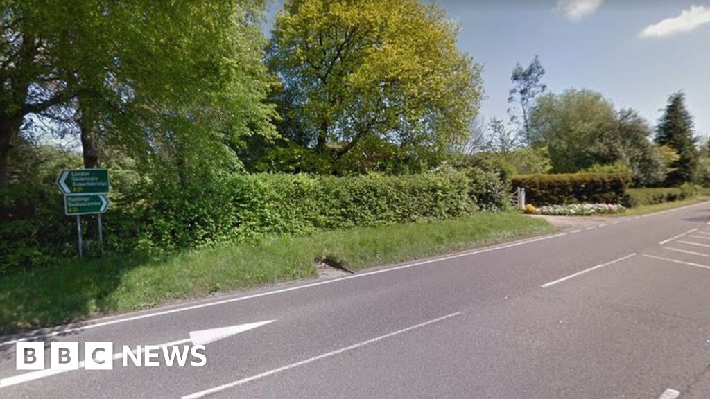 Motorcyclist killed in Sussex lay-by crash - BBC News