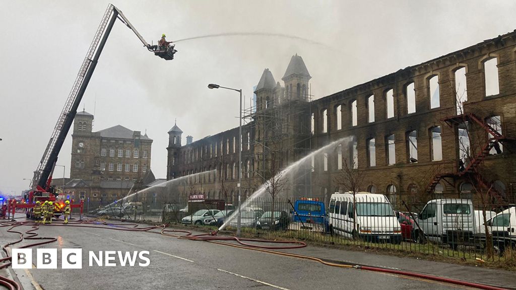 Keighley mill fire: Inquiry begins into Peaky Blinders TV location blaze