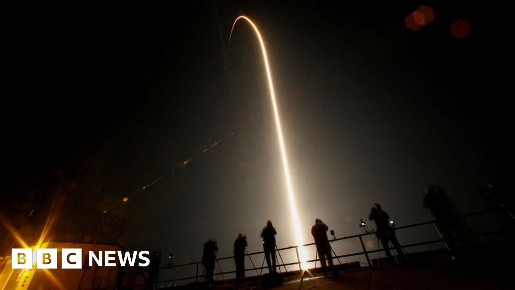 国際宇宙ステーションの打ち上げ：アメリカとロシアの新しい乗組員が宇宙ステーションへ向かう