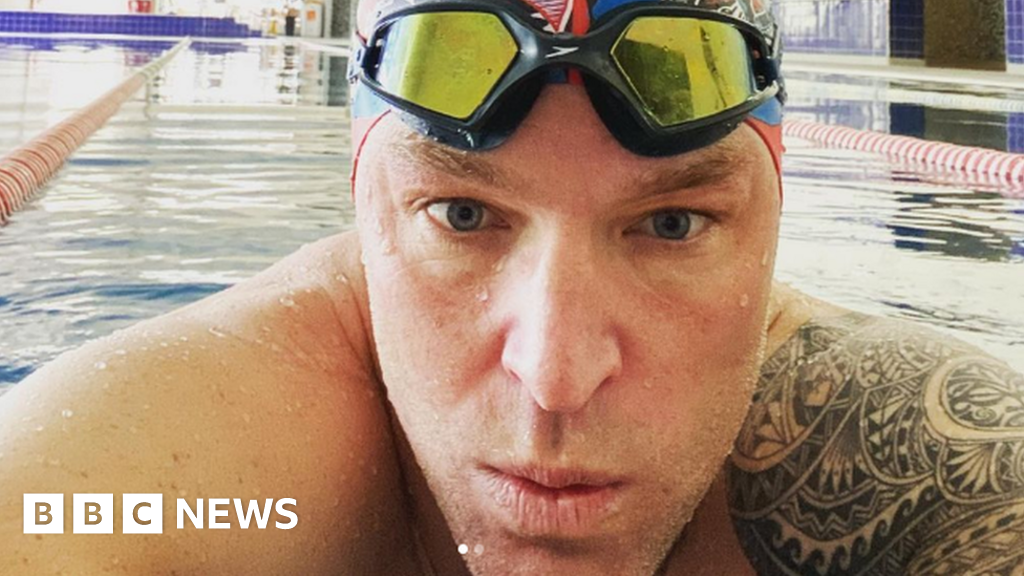 Charity swimmer Ian Hughes missing in English Channel
