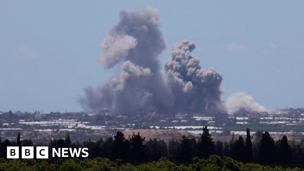 Israel Gaza: Hamas says it accepts ceasefire proposal - BBC News