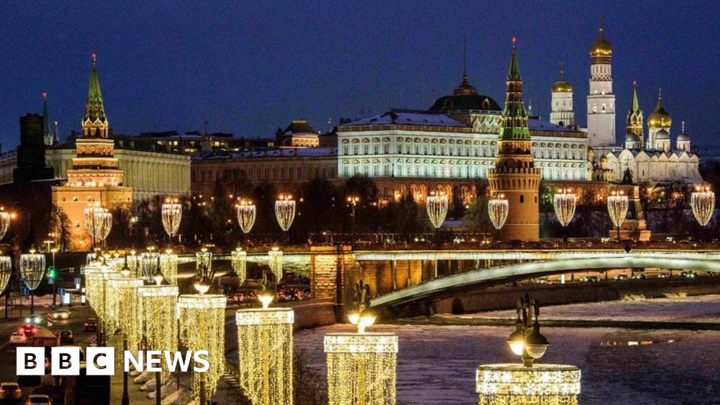 what-does-the-expulsion-mean-for-russia-s-spies-bbc-news