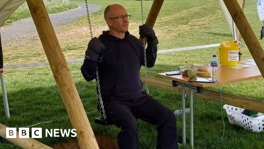 Man's 36-hour swing marathon lands world record